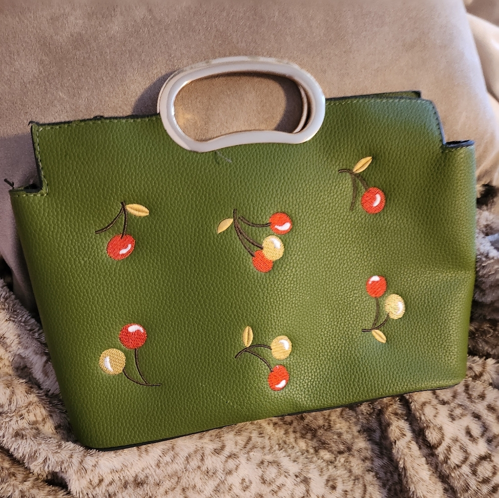 Green Cherry-Embroidered Women’s Top-Handle Card Holder Bag